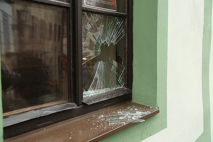 A2B Glass are able to board up broken windows while they are being repaired in Petts Wood.